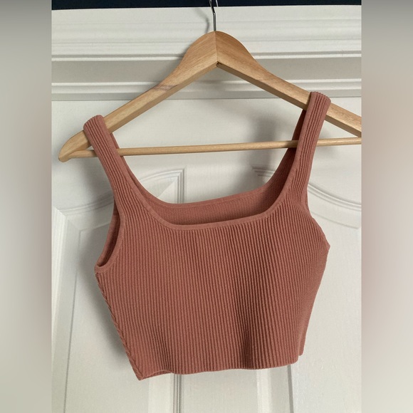 Aritzia Wilfred sculpt knit cropped tank, heirloom pink, size S - Picture 7 of 8